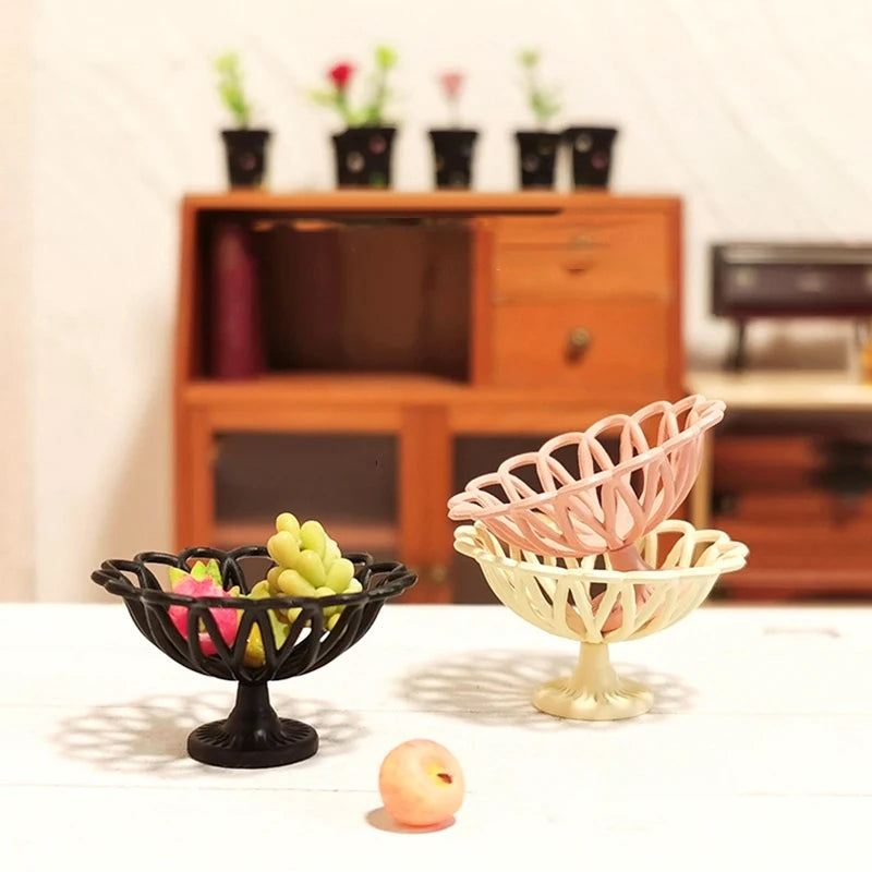 Elegant 1:12 scale dollhouse miniature bowls in black and pastel, perfect for realistic decor.